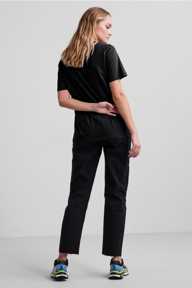 PCRIA SS V-NECK SOLID TEE NOOS BC 17120455 BLACK